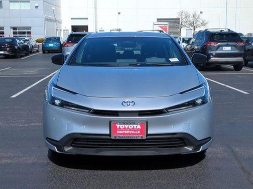 2025 Toyota Prius LE