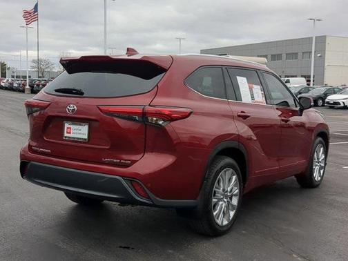 2022 Toyota Highlander Limited