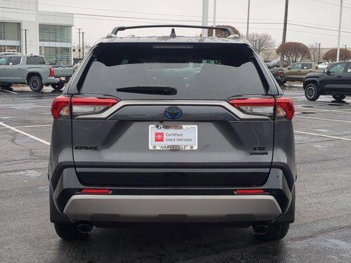 2024 Toyota RAV4 Hybrid SE