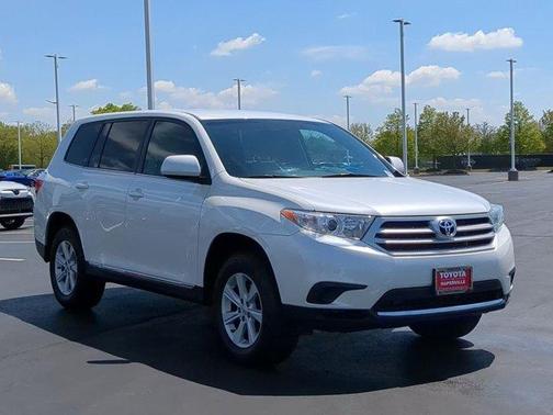 2013 Toyota Highlander SE