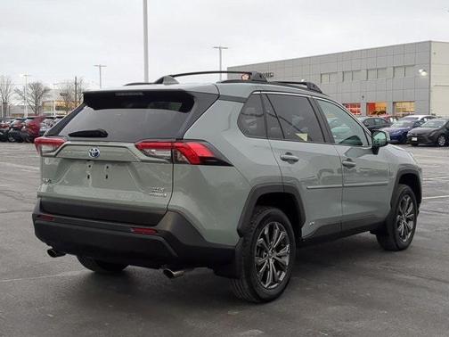 2023 Toyota RAV4 Hybrid XLE Premium
