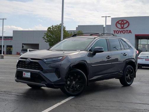 2024 Toyota RAV4 Hybrid SE