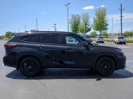 2024 Toyota Highlander XSE