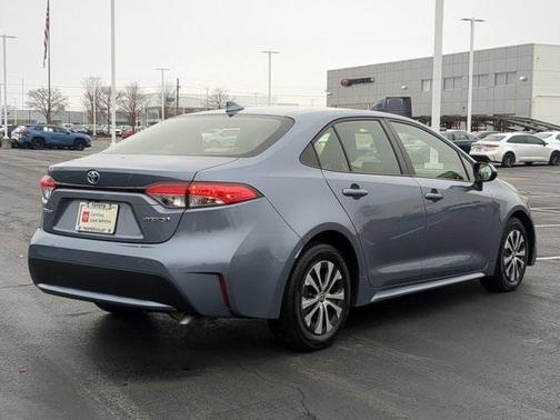 2022 Toyota Corolla Hybrid LE