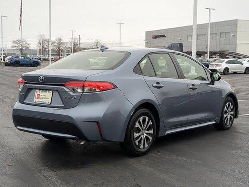2022 Toyota Corolla Hybrid LE