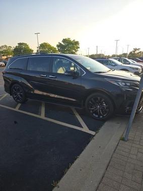 2024 Toyota Sienna XSE 7 Passenger