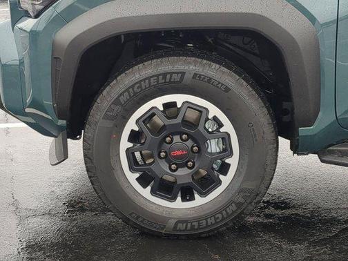 2025 Toyota 4Runner TRD Off Road