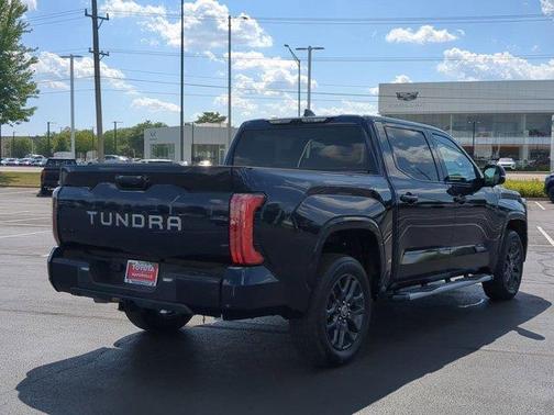 2022 Toyota Tundra Platinum
