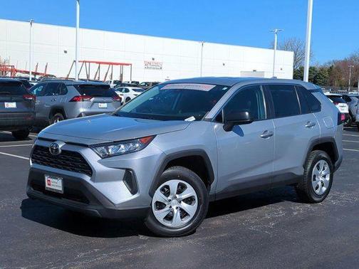 2022 Toyota RAV4 LE
