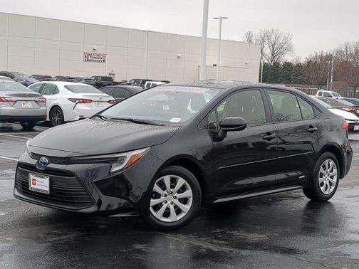 2024 Toyota Corolla Hybrid LE