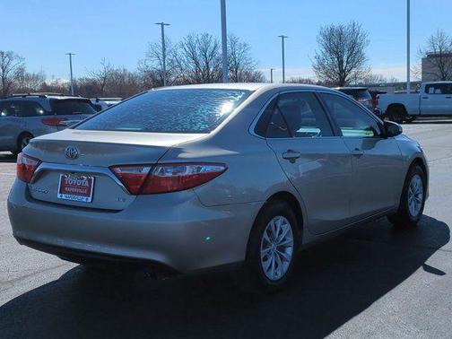 Creme Brulee Mica 2015 Toyota Camry LE