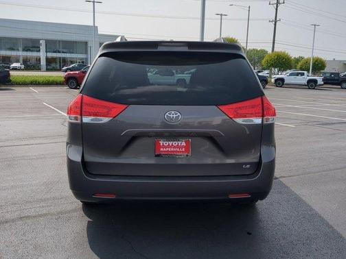 2012 Toyota Sienna LE