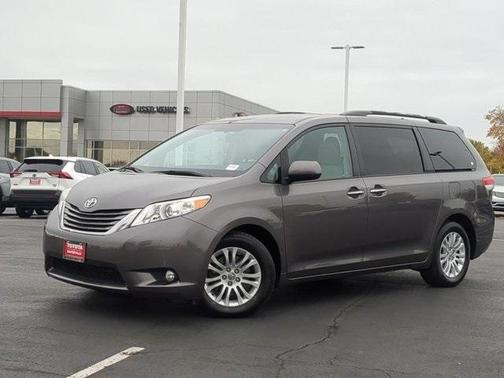 2011 Toyota Sienna XLE