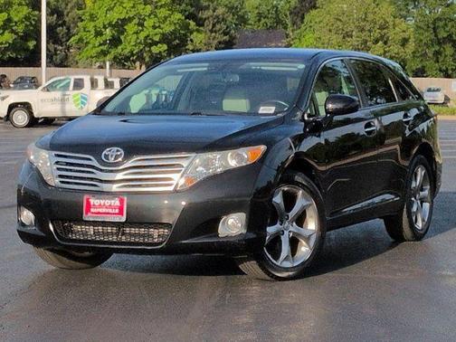 Black 2011 Toyota Venza Base