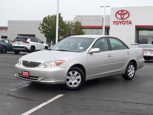 2004 Toyota Camry LE