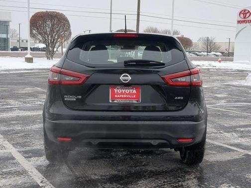 2022 Nissan Rogue Sport S