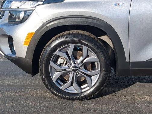 2024 Kia Seltos LX