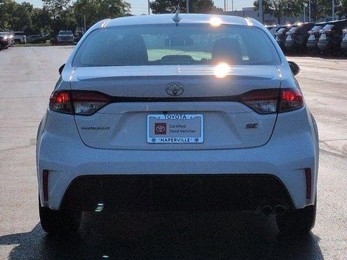 Ice Cap 2023 Toyota Corolla SE