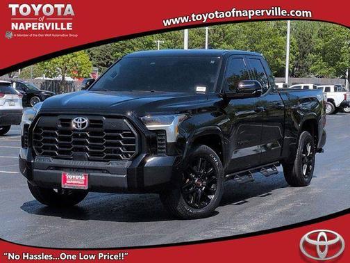 Midnight Black Metallic 2022 Toyota Tundra SR5