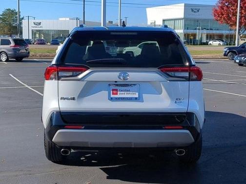 2025 Toyota RAV4 Hybrid SE