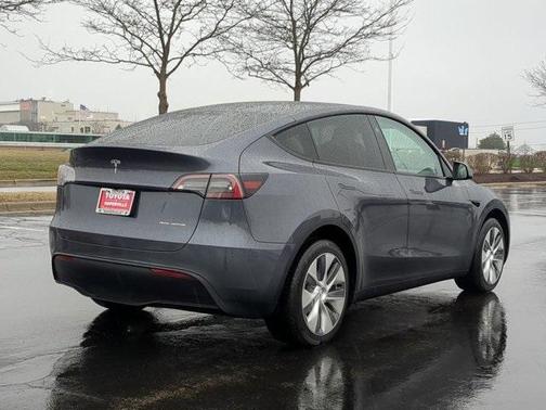 2023 Tesla Model Y Long Range Dual Motor All-Wheel Drive