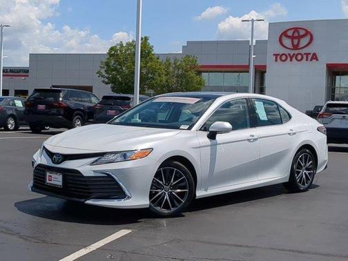 2023 Toyota Camry XLE