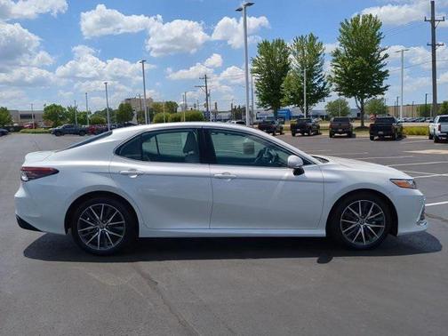 2023 Toyota Camry XLE