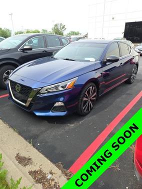 2020 Nissan Altima SR FWD