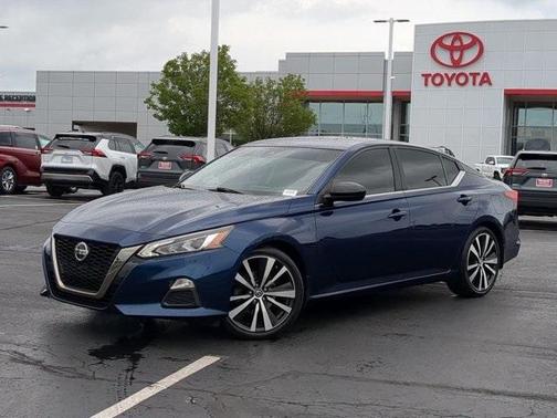 2020 Nissan Altima SR FWD