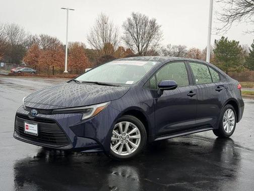 2025 Toyota Corolla Hybrid LE