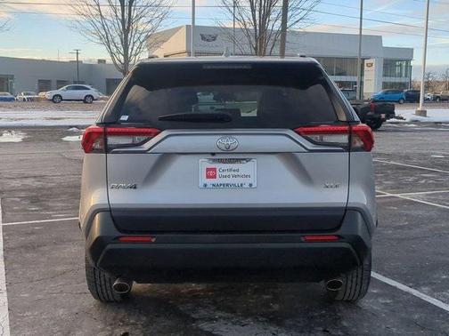 2022 Toyota RAV4 XLE