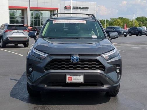2022 Toyota RAV4 Hybrid XLE Premium