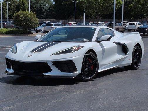 Arctic White 2023 Chevrolet Corvette Stingray w/1LT