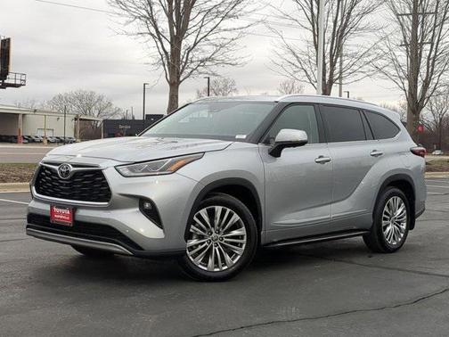 2025 Toyota Highlander Platinum