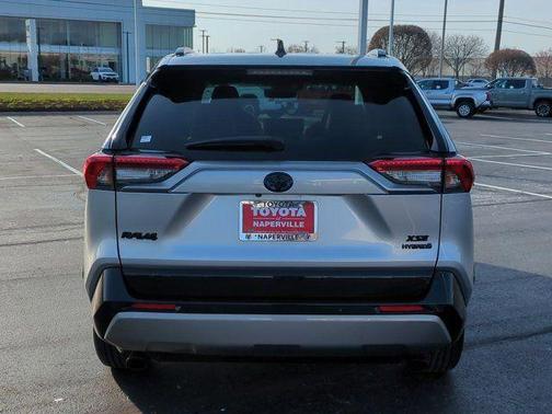2023 Toyota RAV4 Hybrid SE