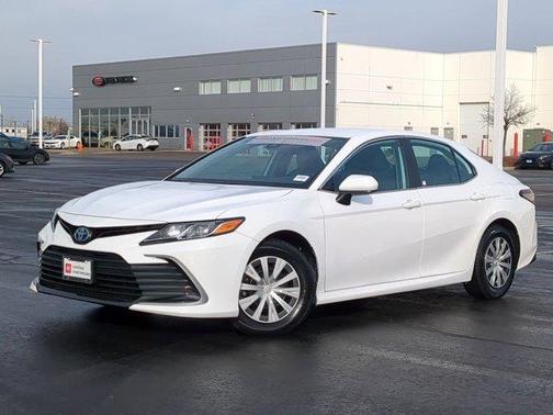 2022 Toyota Camry LE