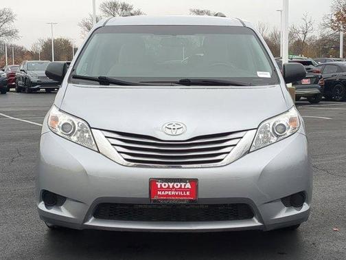 2015 Toyota Sienna LE
