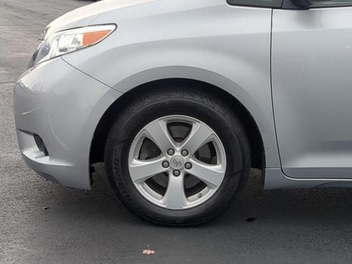 2015 Toyota Sienna LE