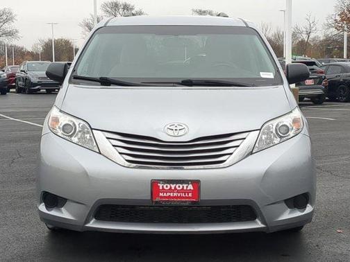 2015 Toyota Sienna LE