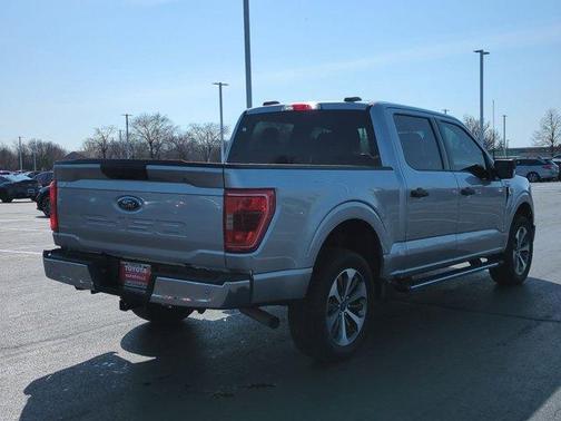 ICONIC SILVER METALLIC 2021 Ford F-150 XLT