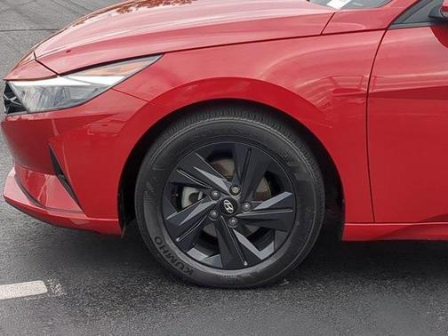 2022 Hyundai ELANTRA HEV Blue