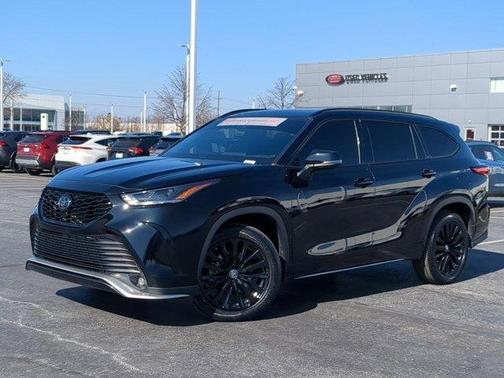 2023 Toyota Highlander XSE