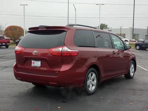 2015 Toyota Sienna LE
