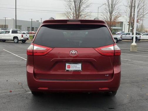 2015 Toyota Sienna LE