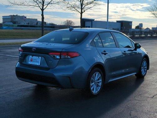 2025 Toyota Corolla Hybrid LE