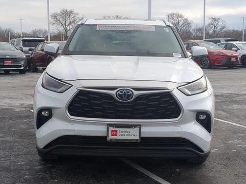 2022 Toyota Highlander Hybrid XLE