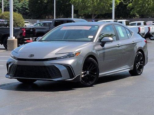 Heavy Metal 2025 Toyota Camry SE
