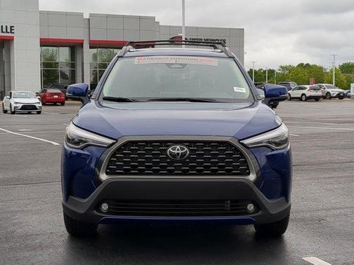 2024 Toyota Corolla Cross XLE