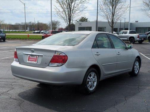 Lunar Mist Metallic 2006 Toyota Camry LE V6