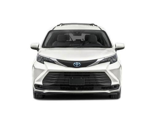Midnight Black Metallic 2026 Toyota Sienna LE